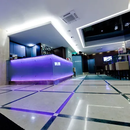 Turim Luxe Готель